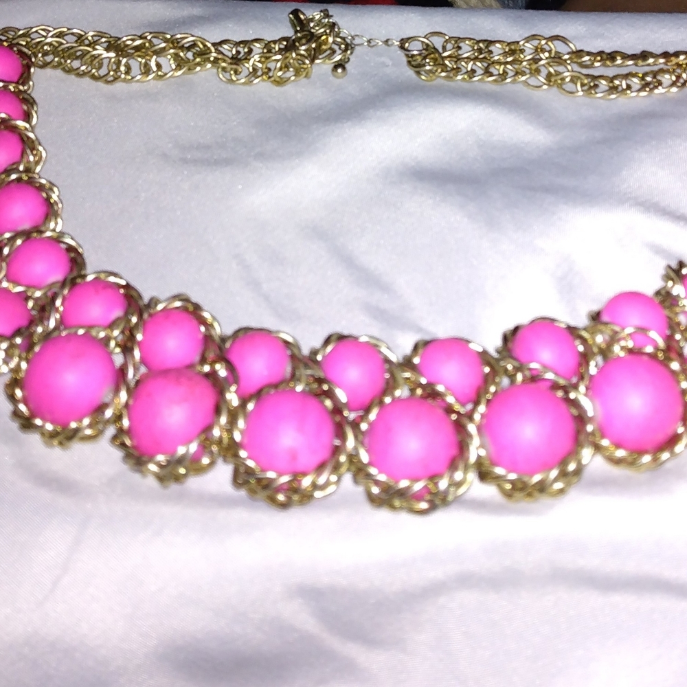Bubble Gum Necklace